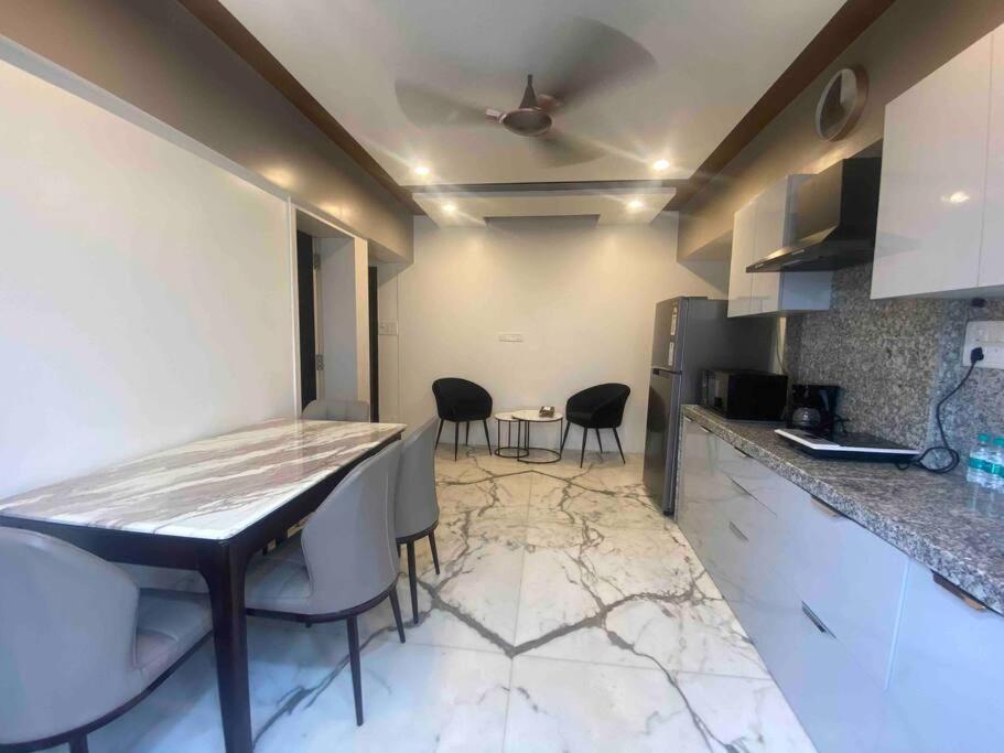 Bandra'S Prime Luxurious 2 Bhk Apartman Mumbai Kültér fotó